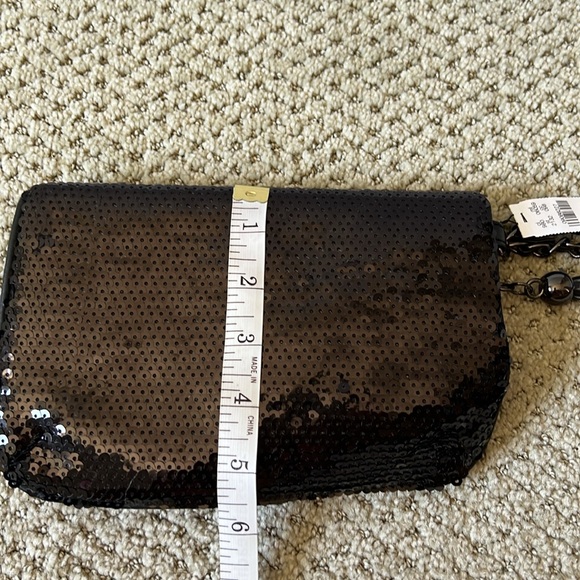 Express Sequin Clutch - Picture 6 of 7